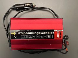 Revolt Spannungswandler 300 Watt - Ideal für Camping!
