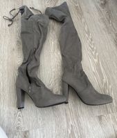Fashionnova Graue Overknee Stiefel, Gr. 36