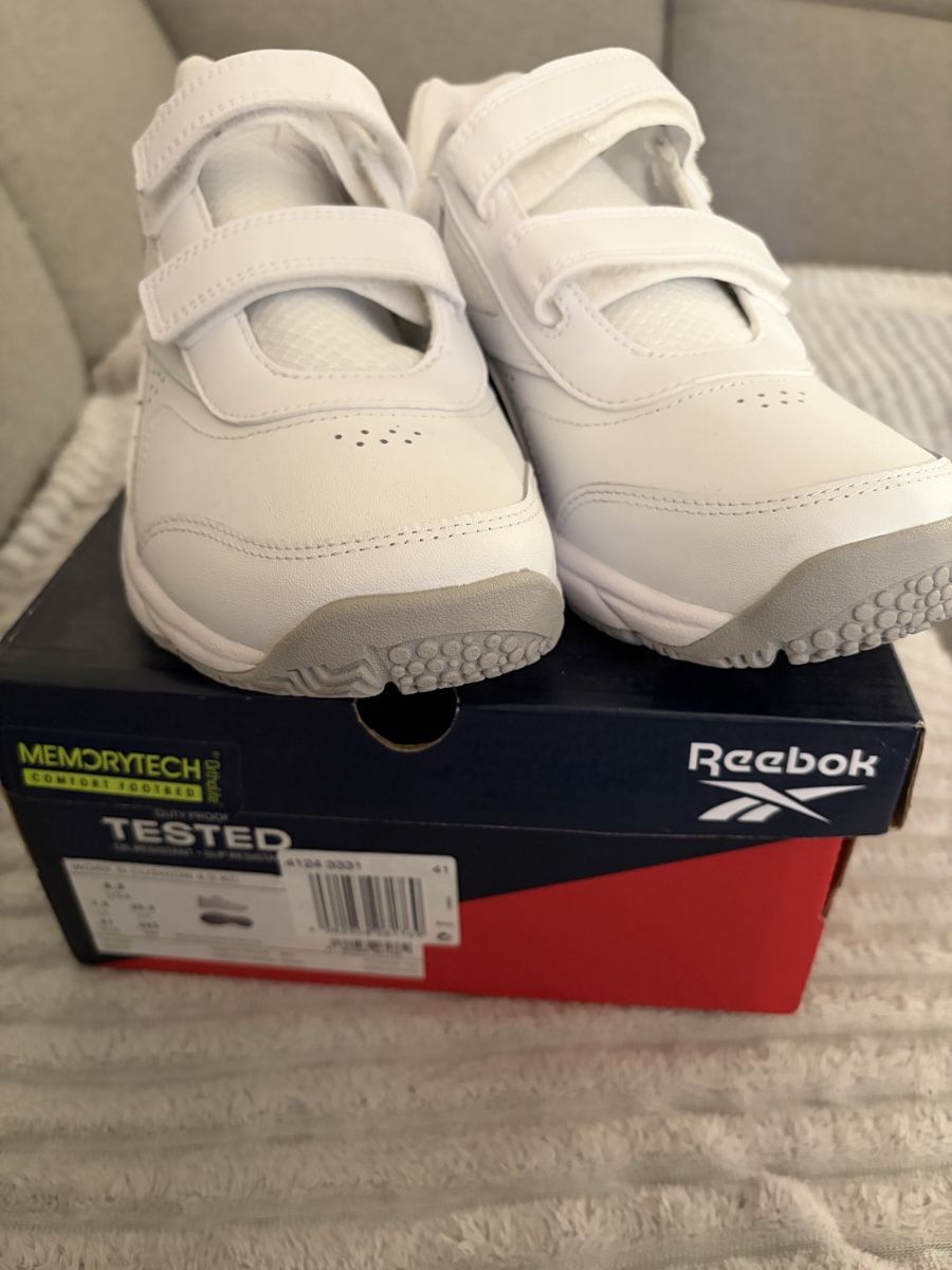 Reebok Scarpe da uomo: Reebok Herrenschuhe Gr. 41 – Nuovo (secondo la descrizione) da Frauenkappelen venduto da SSCN01