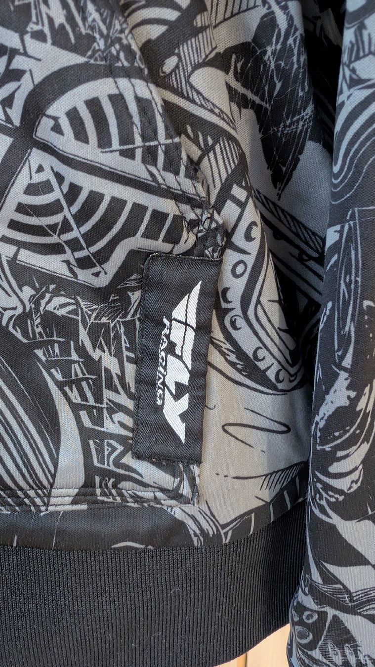 Jacken: Jacke mit Kapuze Gr. M - Victory – Gebraucht aus Untervaz von Lyraia 5