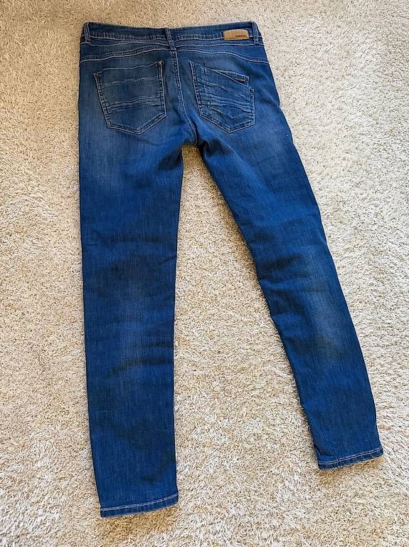 Jeans: GANG Jeans, Gr. 29 – Usato da Hägglingen venduto da KarinK 1