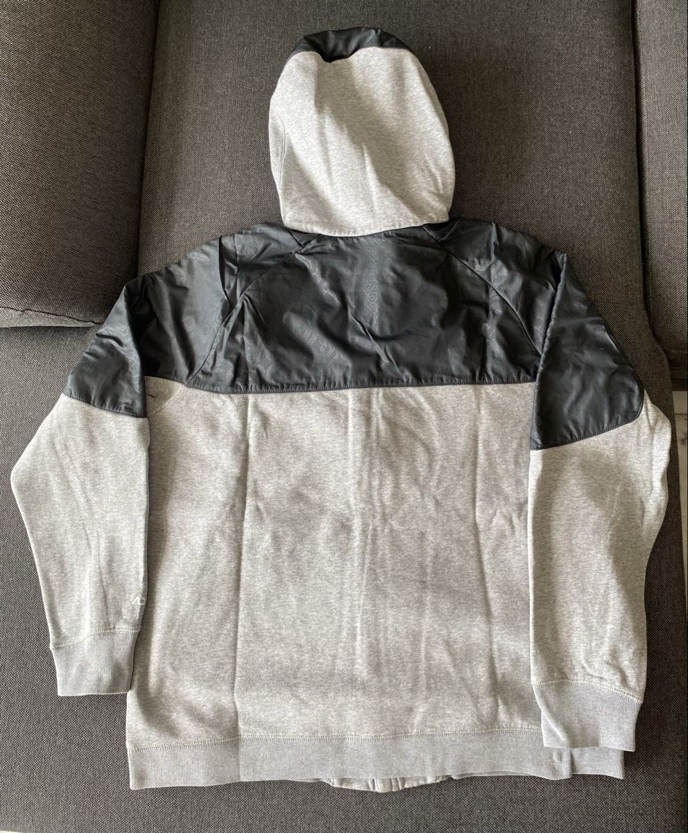 Nike Pullover & Sweatshirts: Nike Kapuzenpullover Grösse XL – Gebraucht aus Ostermundigen von sims81 1