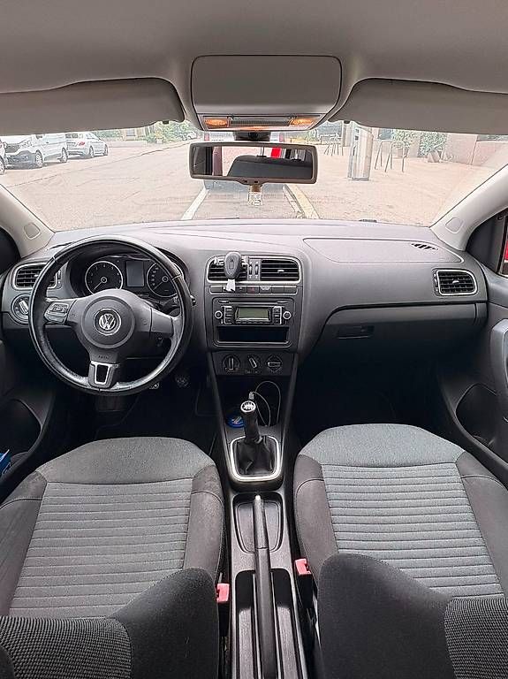 VW Automobili: VW Polo 1.2 TSI Comfort - 105 CV – Usato da Bulle venduto da Mic-900 2