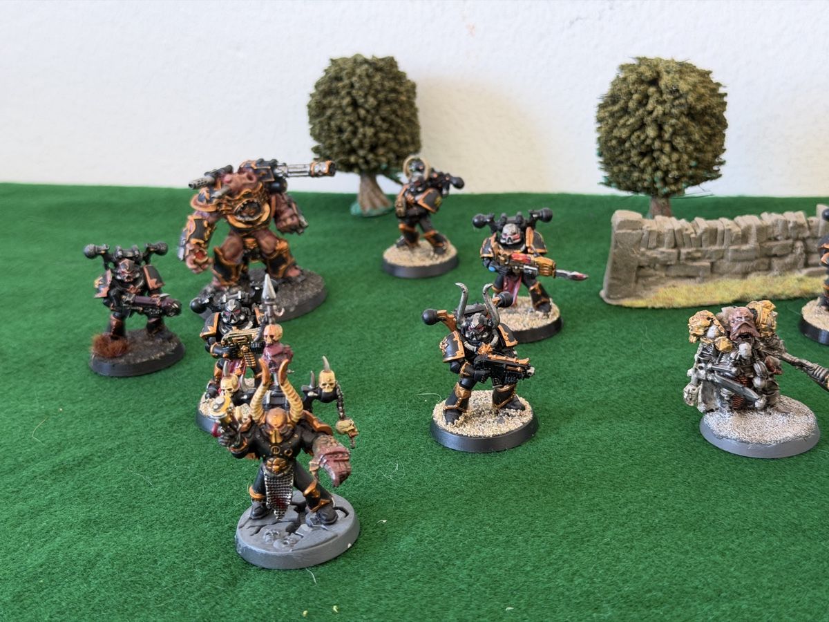 Kit di modellismo & Modellini statici: Warhammer 40K Chaos Space Marines - Armata – Nuovo (secondo la descrizione) da S. Pietro venduto da nap_9xjt 1