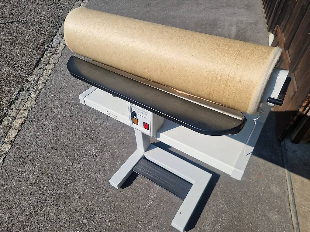 Tutte le macchine: Bügelmaschine Pfaff – Usato da Speicherschwendi venduto da segro12