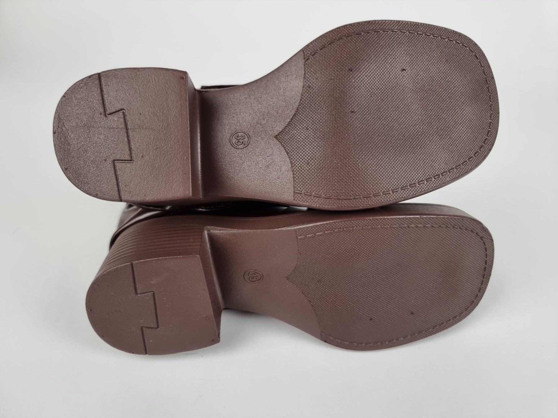 Damenschuhe: Stiefeletten aus Kunstleder Grösse 35 EU – Gebraucht aus Urtenen-Schönbühl von Restwert_Schoenbuehl 4