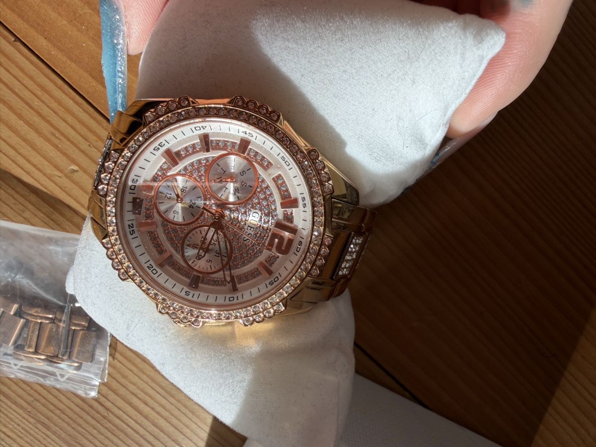 Guess Montres: Guess uhr  – D'occasion à Münsingen par ran_5sv9 1