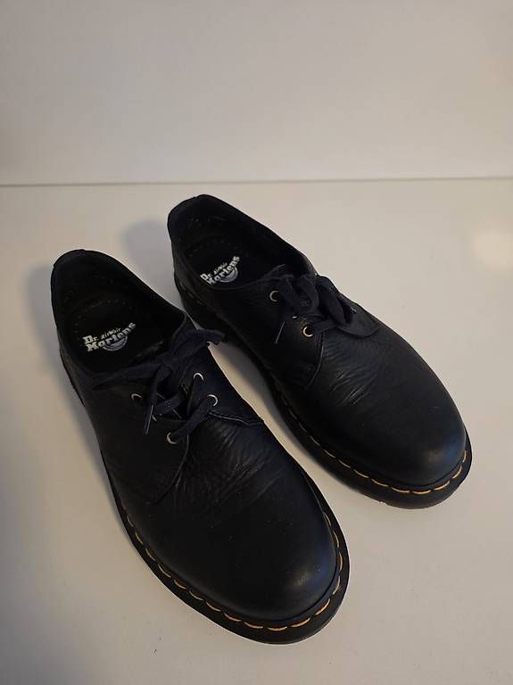 Dr. Martens Chaussures hommes: Dr. Martens Halbschuhe – D'occasion à Luzern par bauers01 2