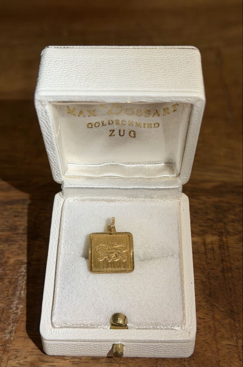 Ciondoli: Gold Anhänger Sternzeichen Löwe – Usato da Walchwil venduto da lion1366