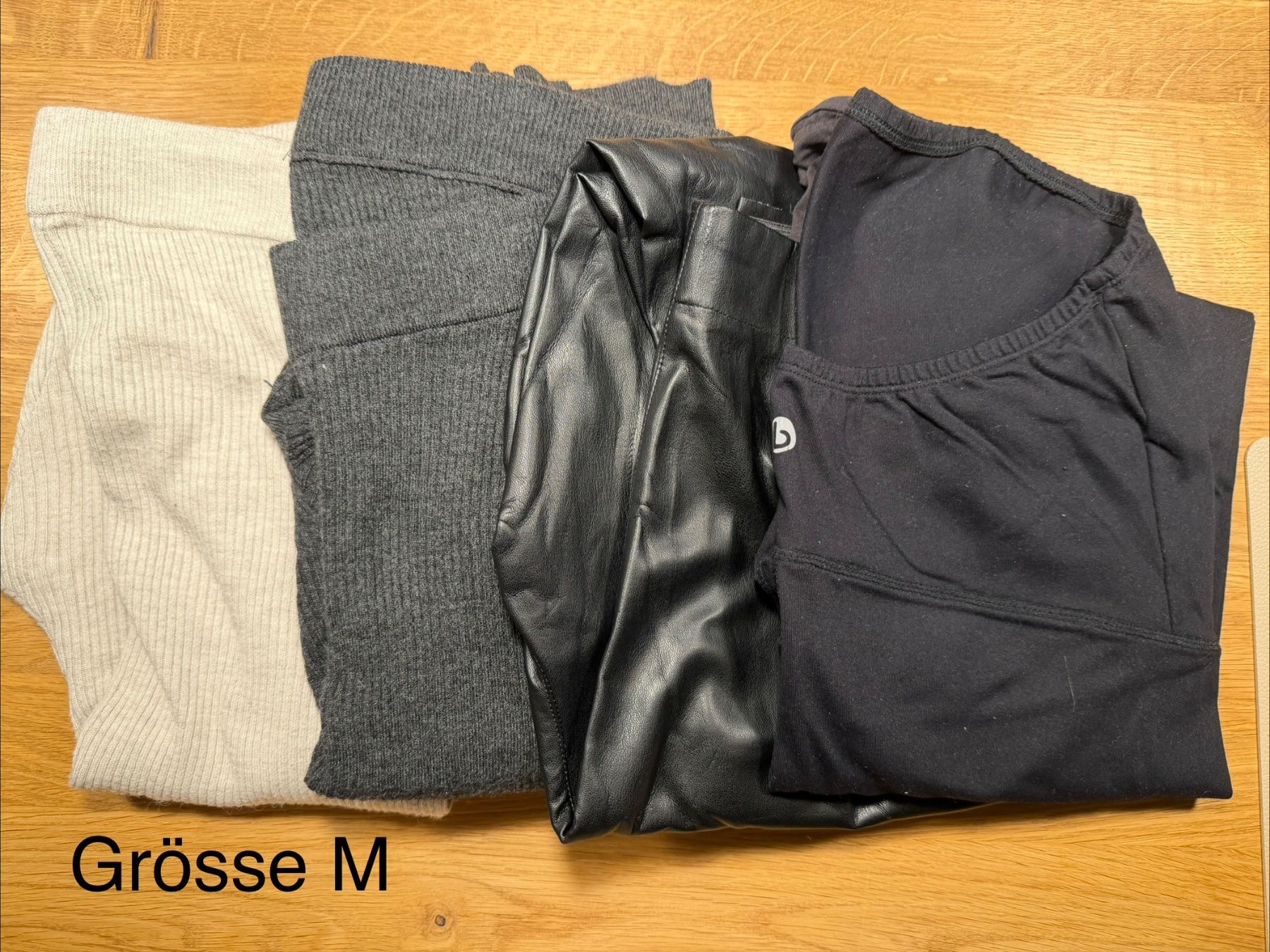 H&M Lotti di vestiti: Umstandsmode Gr. S – Usato da Liestal venduto da dani_sale 4