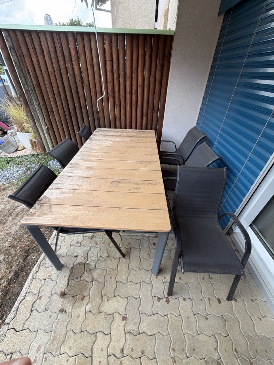 Set di tavolo e panche: gartentisch – Usato da Liesberg Dorf venduto da rob_k7cl
