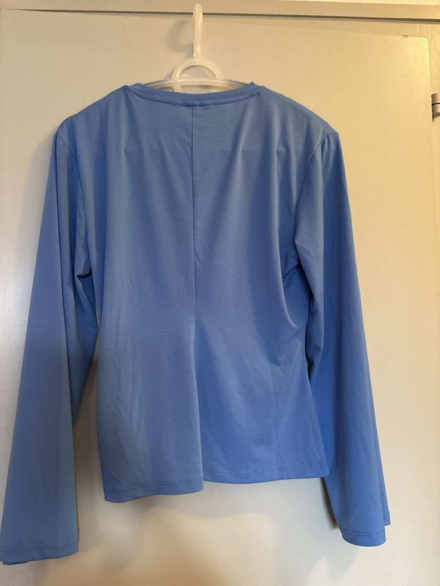 Tops: H&M Top manches longues – Gebraucht aus Genève von pet_sh52 1