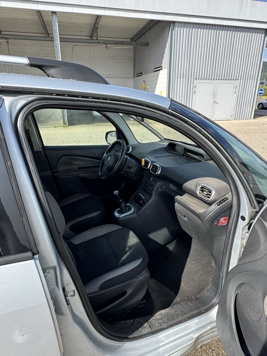Citroën Autos: Citroen C3 Picasso 2011 – Gebraucht aus Bassecourt von ShkodranAdemi 7