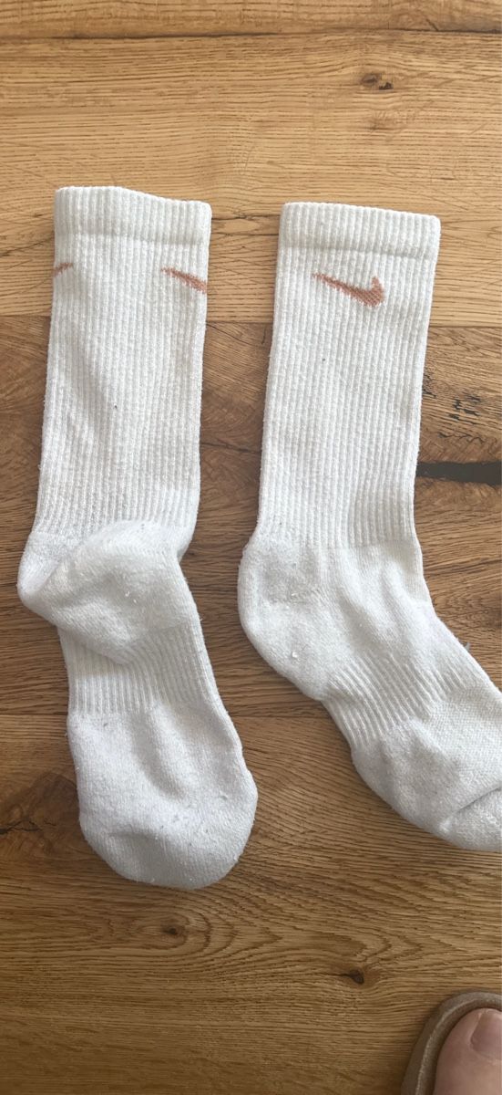 Nike Socken: Nike Socken 3 Paar Weiss Rosa Hellblau  – Gebraucht aus Hüttwilen von sar_8gj7