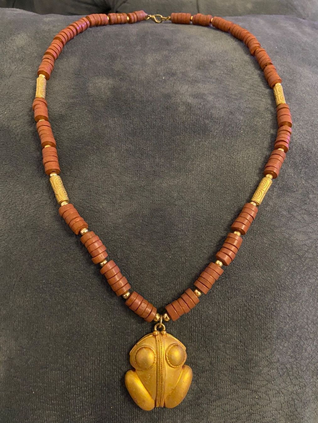 Ketten: Collier – Gebraucht aus Montreux von Perledor 3