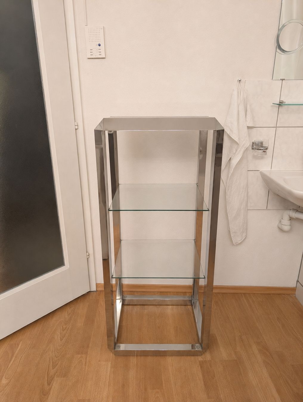 Scaffali: Regal Chrom Glas 3 Ablagen moderner Stil – Usato da Bern venduto da kst_7vrb