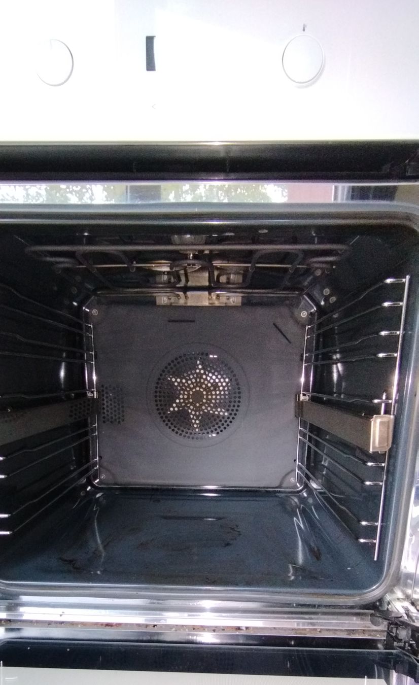 Miele Backöfen: Four Miele H 2860-55 B – Gebraucht aus Boudevilliers von Archeopterox 3