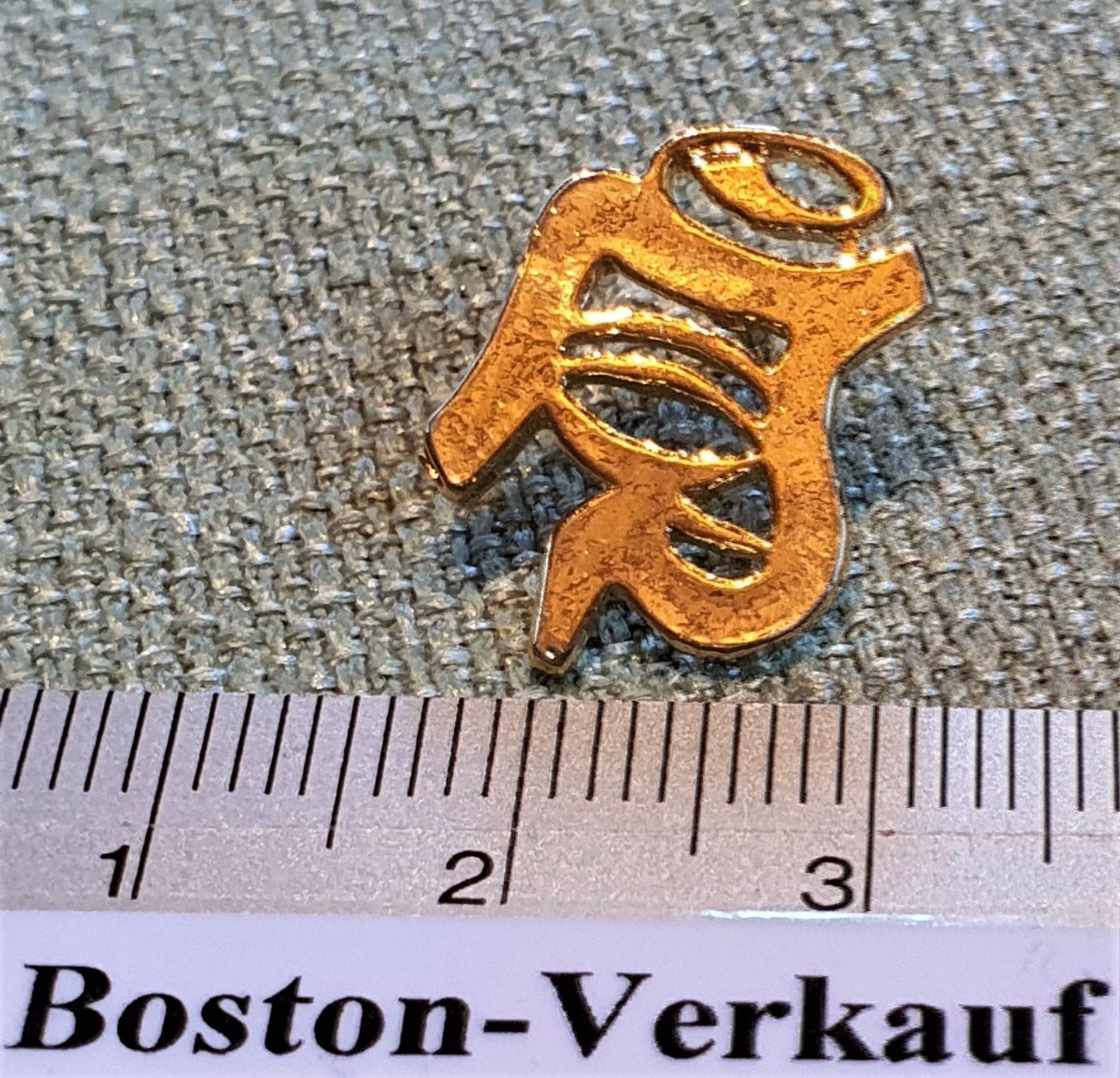 Tutti i DVDs: E713 - Pin Goldiges Zeichen ? oder Kunst – Usato da Reinach BL venduto da Boston-Verkauf 1