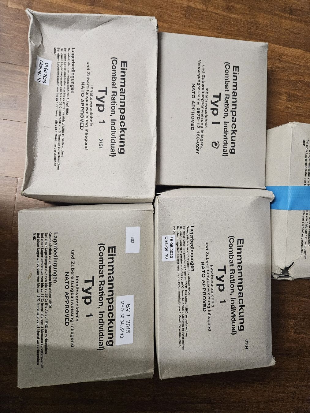 Tutte le decorazioni: 6 Einmannpackungen Combat Ration Typ 1 2 und 4 Verpflegung – Nuovo (secondo la descrizione) da Rickenbach venduto da gro_gq9f 1