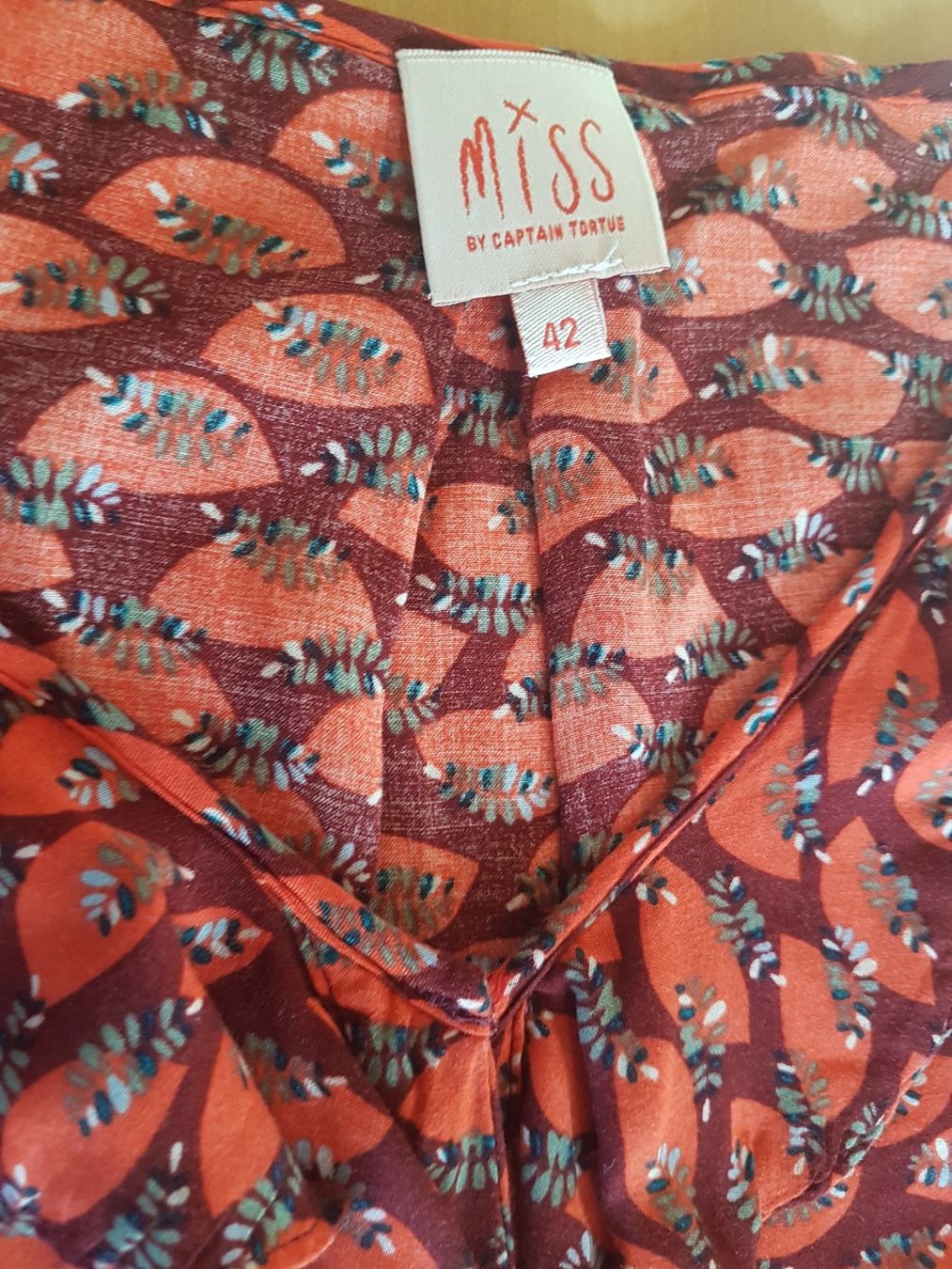 Chemisiers: Chemise taille 42 marque Miss Captain – D'occasion à Villiers par san_jn5w 3