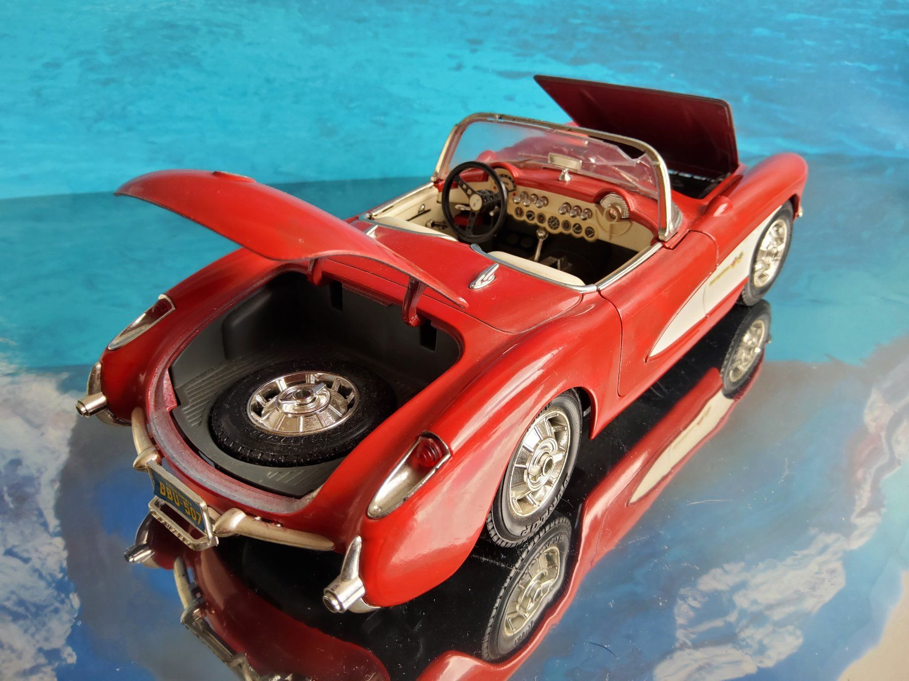 Chevrolet Modellini d'auto: Chevrolet Corvette 1957 1/18 Bburago – Usato da Grüningen venduto da VENOM59 3