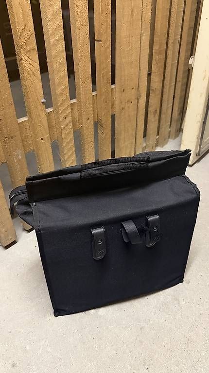 Taschen: Velo Gepäckträgertasche – Gebraucht aus Reinach BL von asi_ffz5 2