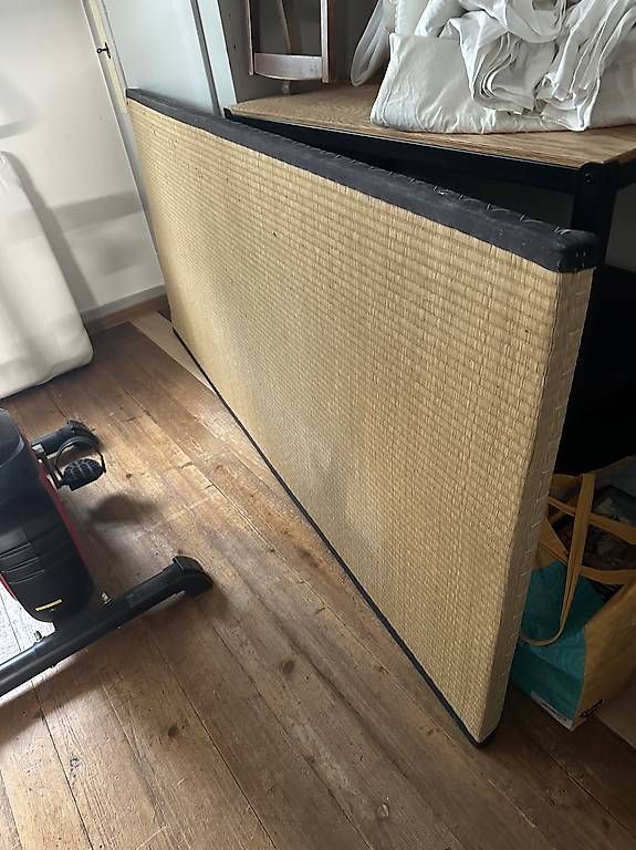 Bodenmatten: Tatami-Matte gratis abzugeben – Gebraucht aus Biel/Bienne von mattrr
