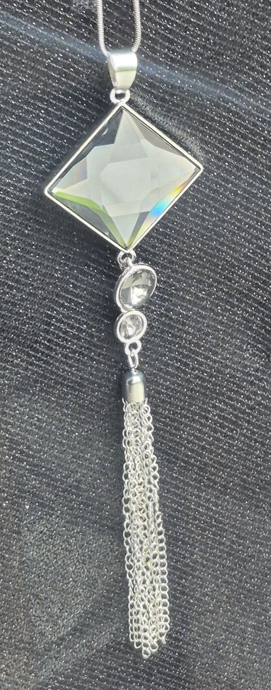 Catenine: Collana lunga ciondolo rombo con nappe Argento – Nuovo (secondo la descrizione) da Giubiasco venduto da Stefaniav 5