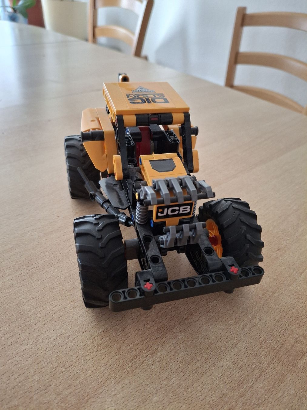 Lego Giocattoli: LEGO Technic Set 42199 Monster Jam DIGatron. – Usato da Basel venduto da Emanueledd00