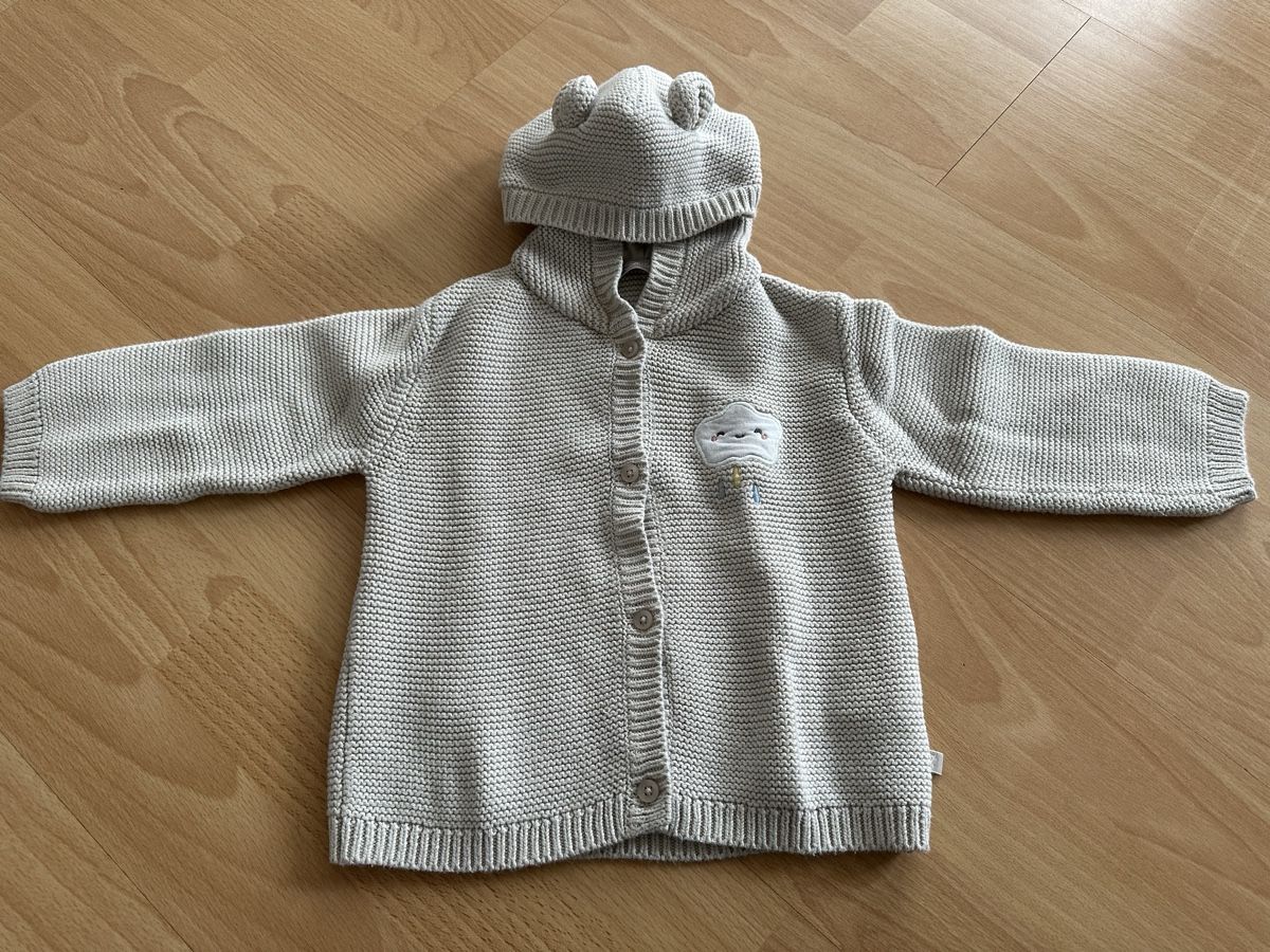 Pullover & Sweatshirts: Baby Pullover – Gebraucht aus Düdingen von Laeri96