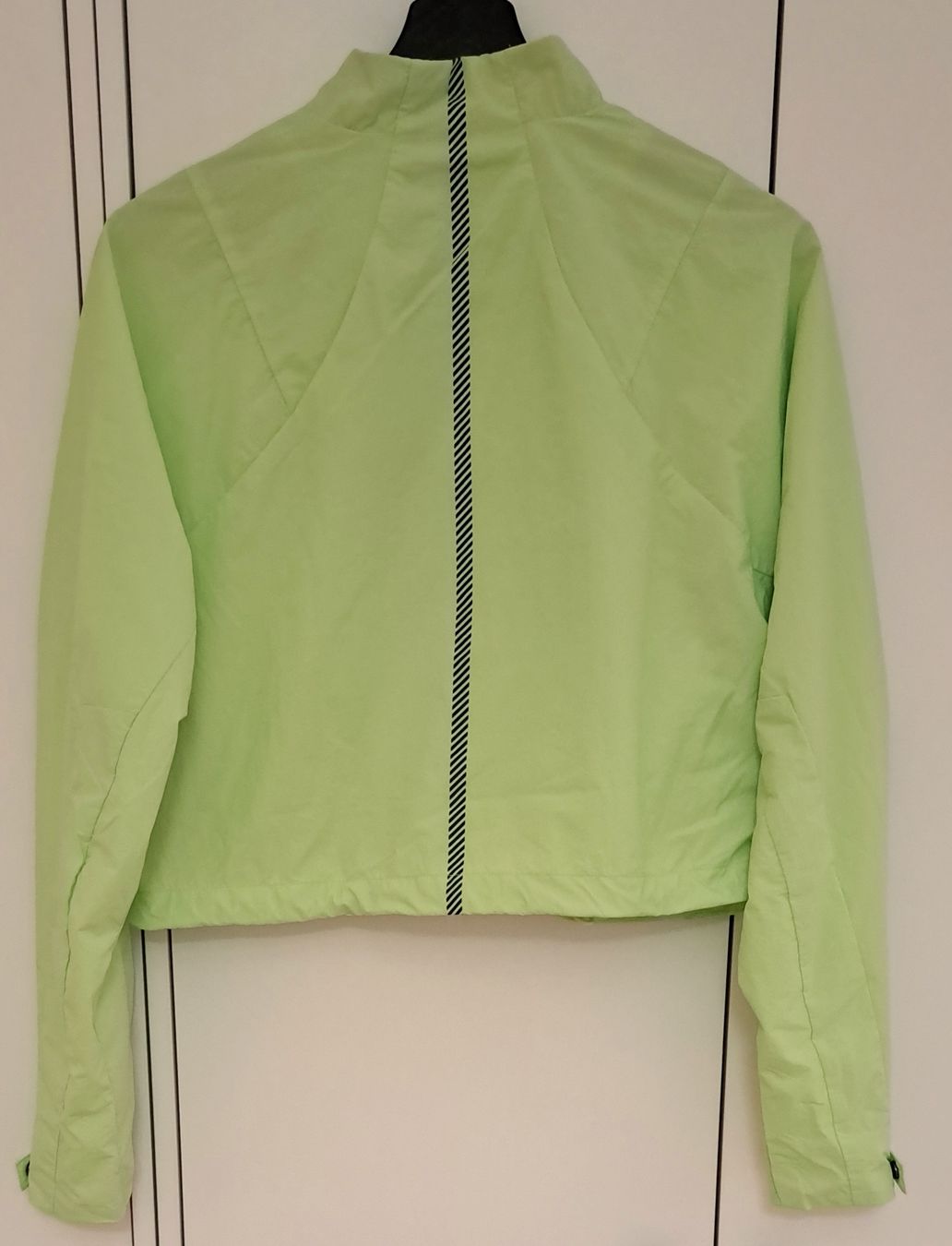 Superdry Jacken: Superdry Run Cropped Waterproof Jacke – Neu und originalverpackt aus Ipsach von trix106 1