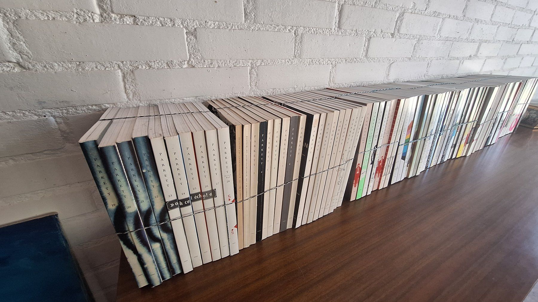 Riviste & Magazine: Parkett (Kunstzeitschrift) – Usato da Hinwil venduto da dun_tt2z