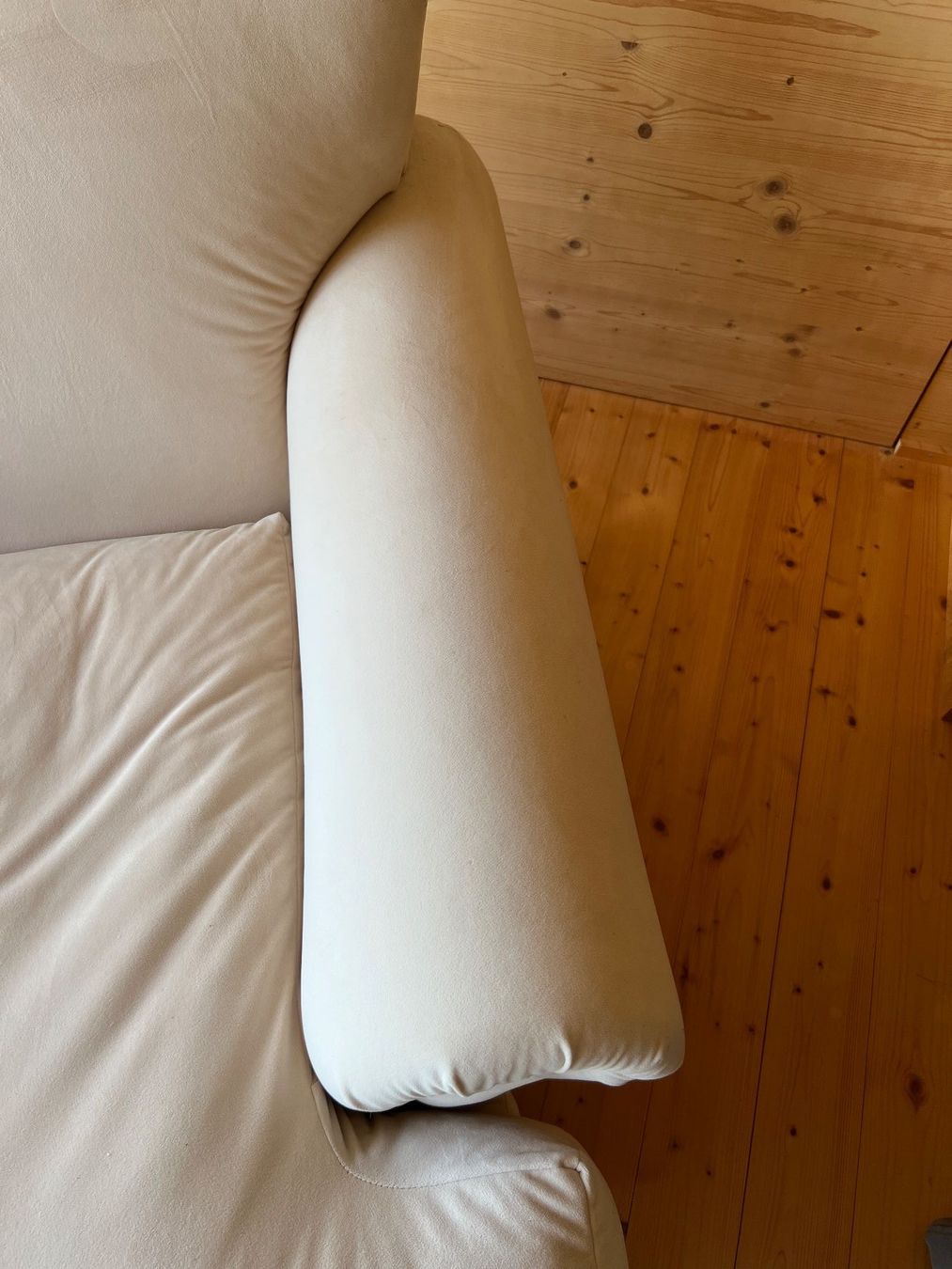 Poltrone: Bequemer Sofa Sessel Beige – Usato da Merzligen venduto da Paxi01 1