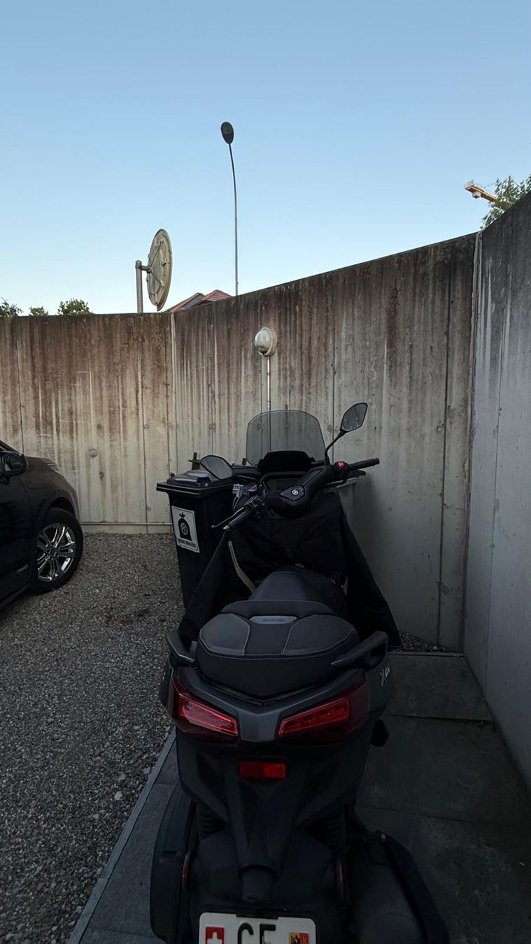 Yamaha Scooter: Xmax 125 2023 + tablier (jupe) – Usato da Vésenaz venduto da nie_92m7 8