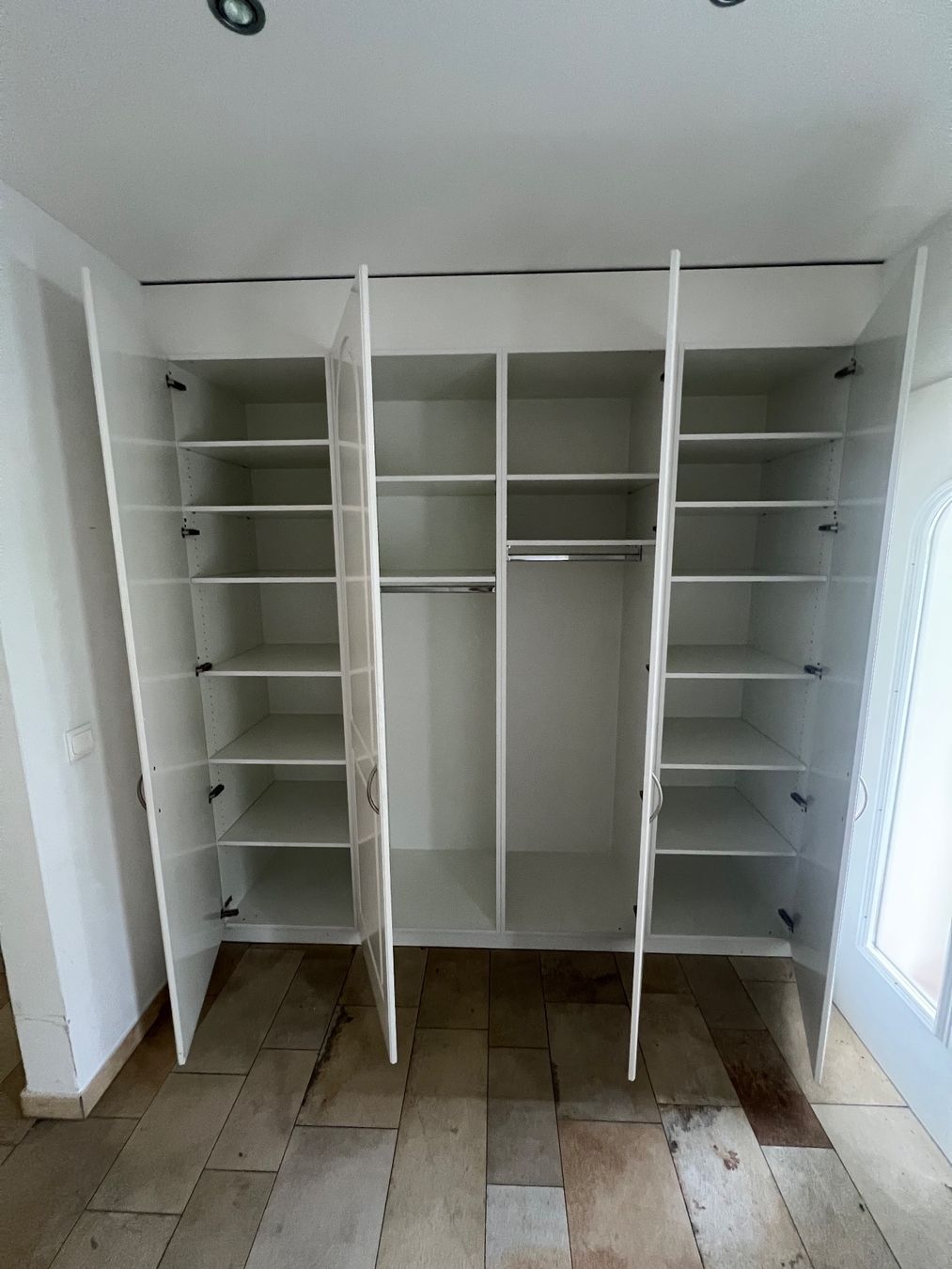Armadi: Kleiderschrank – Usato da Beckenried venduto da Lin_c6xz 1