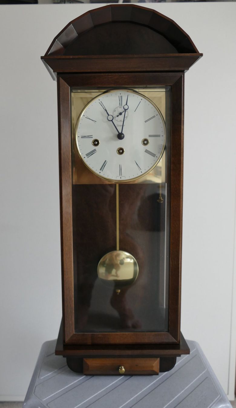 Stand- & Wanduhren: Schöne Kieninger Wanduhr – Gebraucht aus Rüti ZH von Flunder48