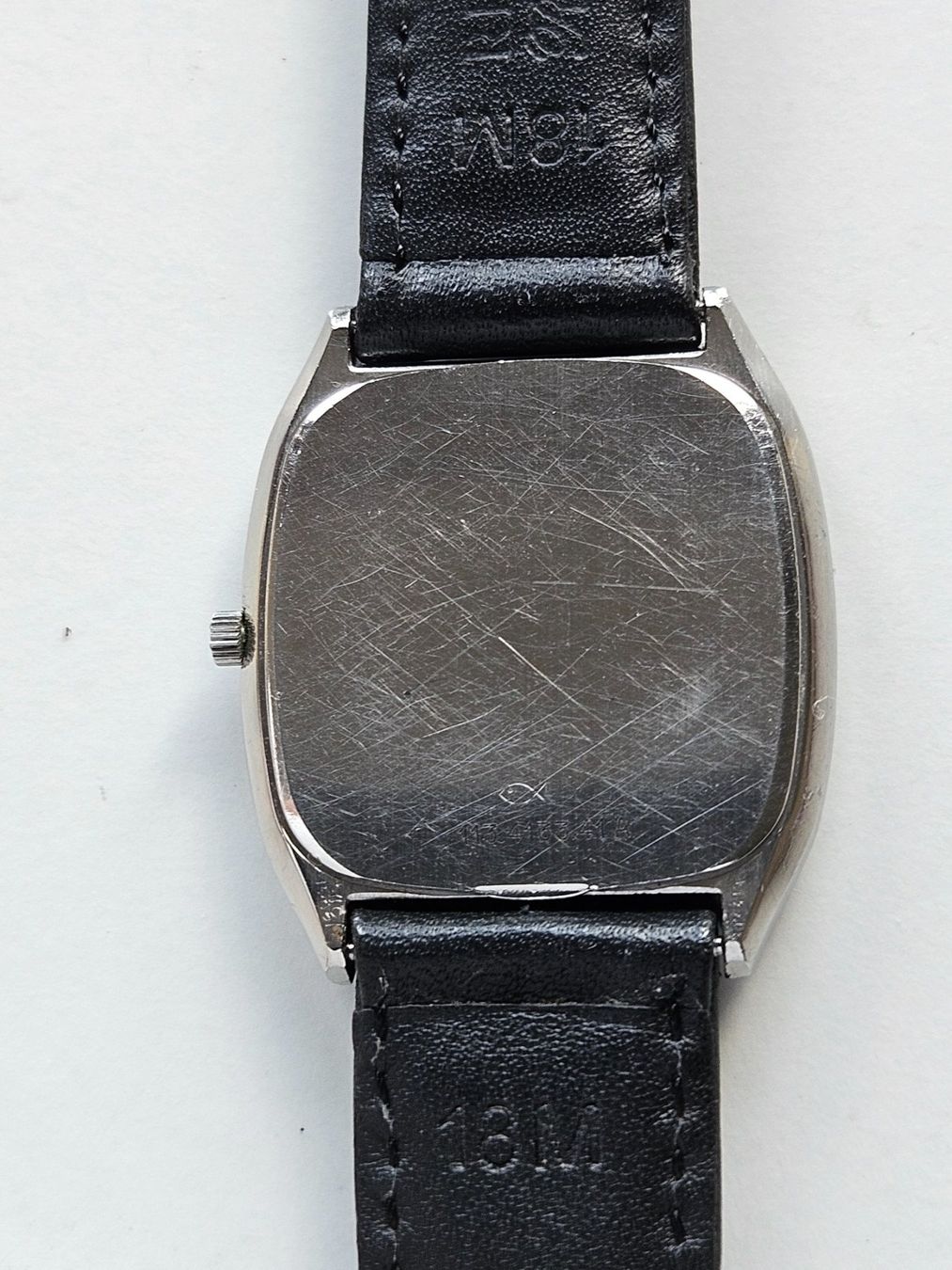 Eterna Montres: 254 Eterna Date Quartz – D'occasion à Berikon par mmm21 4
