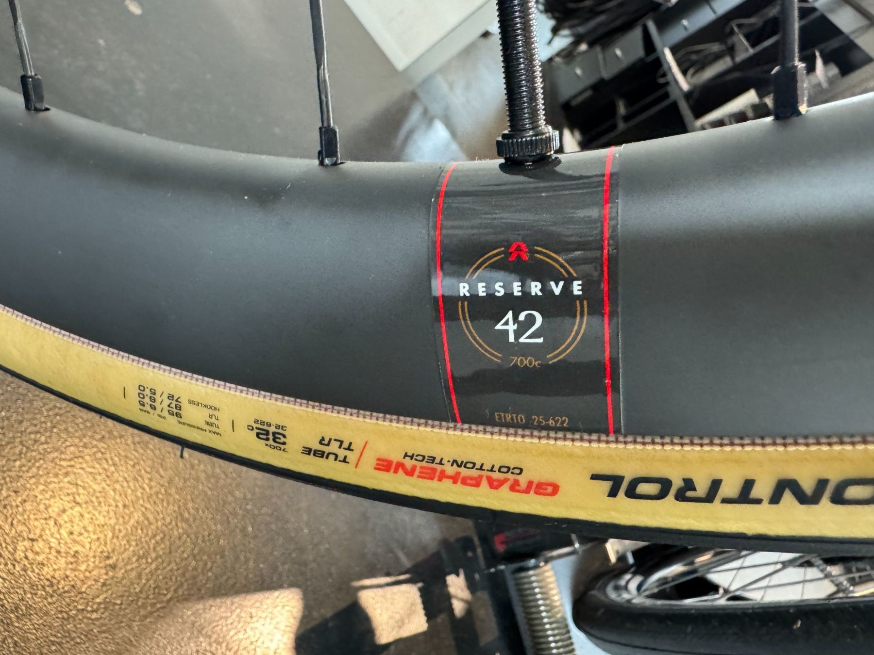 Cannondale Biciclette: Cannondale Synapse Carbon 1, Grösse 56cm – Nuovo e nell'imballaggio originale da Zürich venduto da Velofabrik01 5