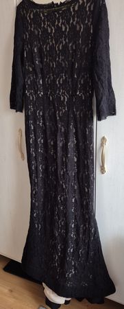 Elegantes Spitzenkleid, Grösse L/44