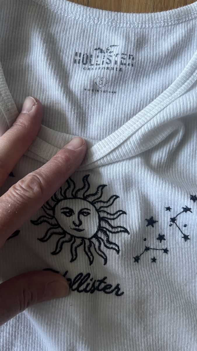 Hollister Blouses, T-shirts & Tops: Hollister Langarmshirt gerippt Gr. S – D'occasion à Tagelswangen par Bomu 1