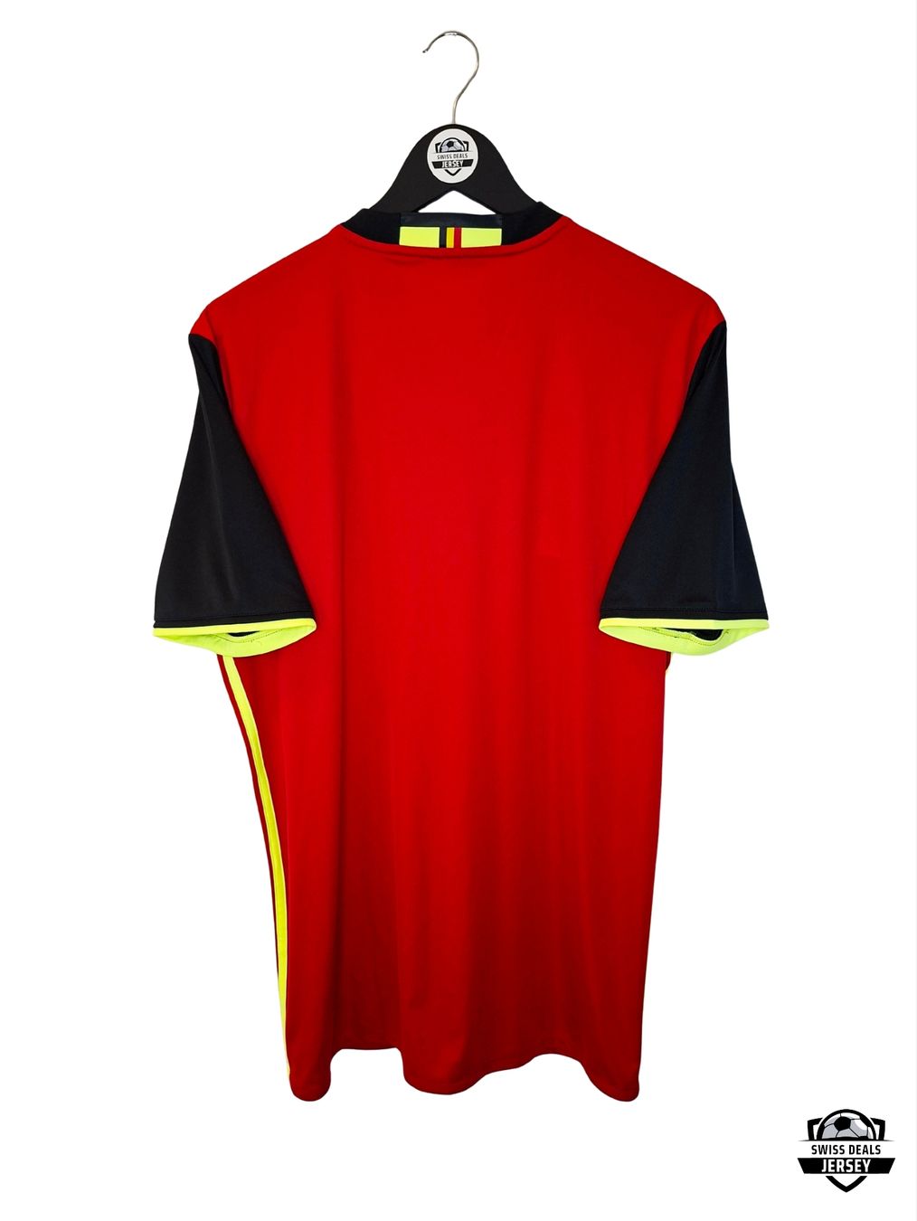 Adidas Canottiere & Pantaloni: Original Belgium 2016-17 Home Trikot – Nuovo (secondo la descrizione) da St-Léonard venduto da SwissDealsJersey 1