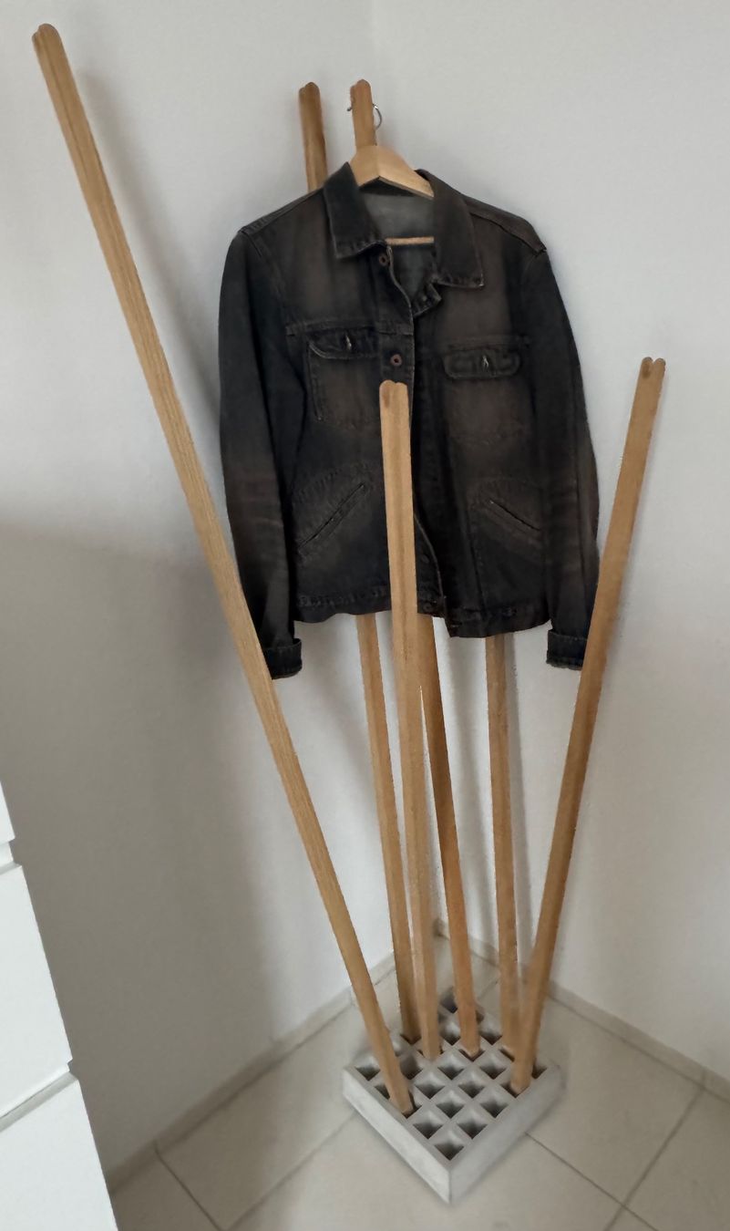 Moormann Guardaroba: Pin Coat Nins Holger Moormann – Usato da Bern venduto da Pesche593 1