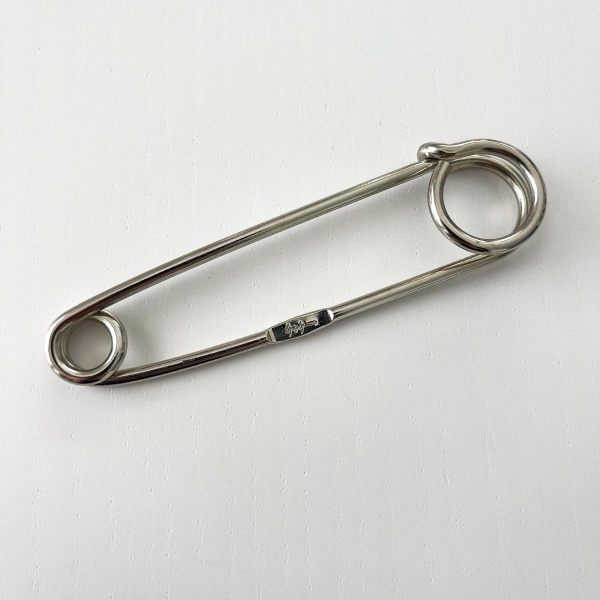Spille & Fermagli: YOHJI YAMAMOTO Safety Pin – Nuovo (secondo la descrizione) da Emmen venduto da Avviivva_Com2023 1