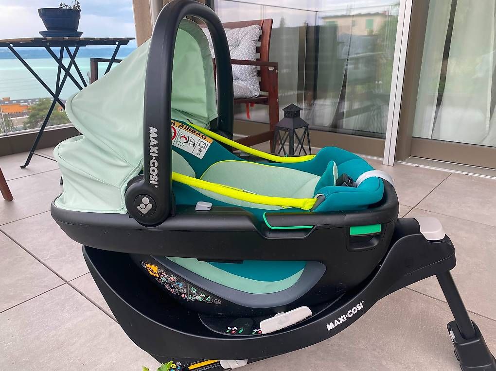 Maxi-Cosi Auto-Kindersitze: Maxi-Cosi Coral 360 avec sa base – Gebraucht aus Neuchâtel von ana_wz5d 3