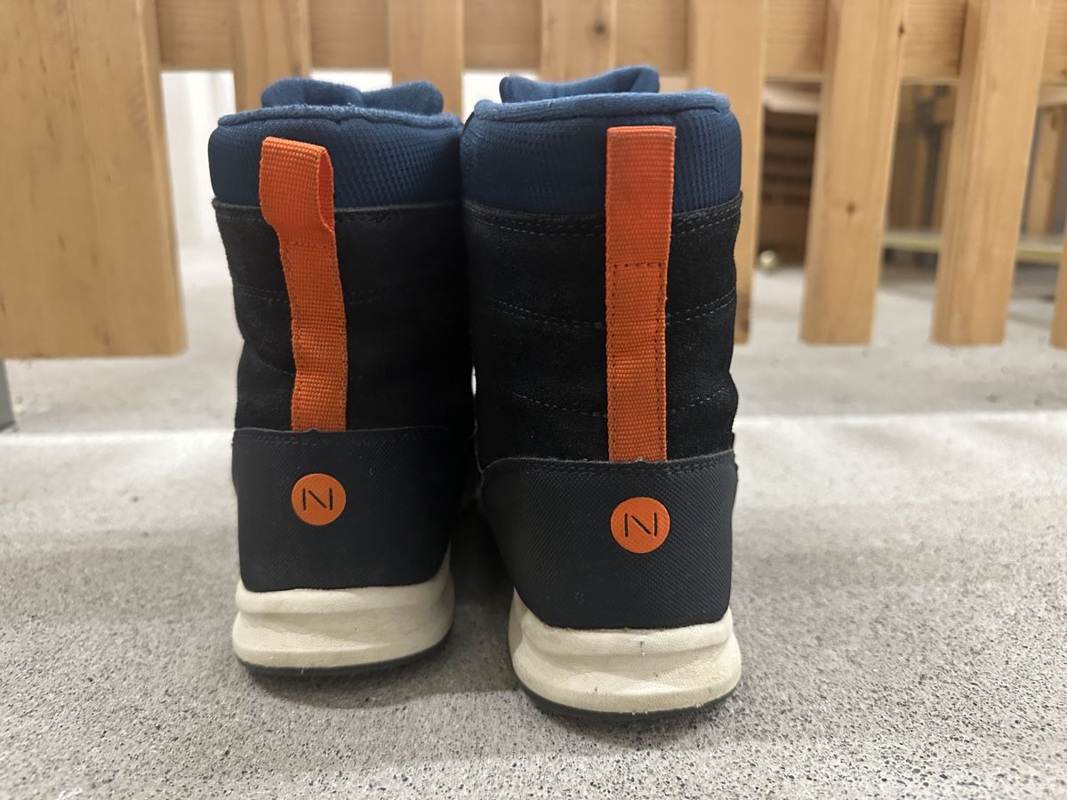 Scarpe per ragazzi: Winterboots wasserdicht blau Grösse 33 – Usato da Zürich venduto da ferreira.ana 2