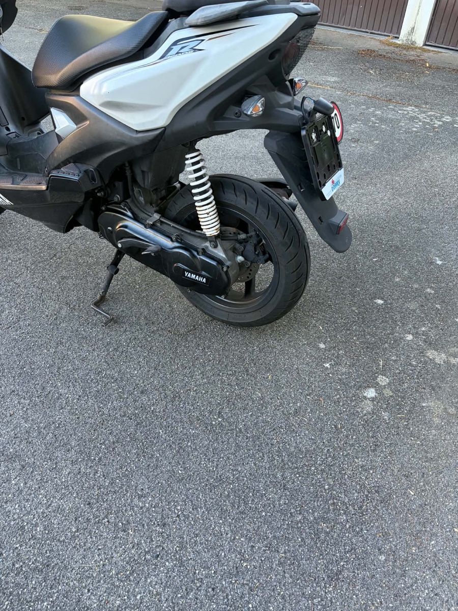 Scooter: Yamaha Aerox 50ccm  – Usato da Biel-Bienne venduto da Silva-M30 5