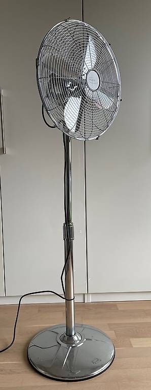 Ventilatoren: Stand Ventilator retro – Gebraucht aus Romanshorn von wakesurf71 1