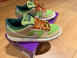 New CHF 239 Nike SB Dunk Low - 38.5