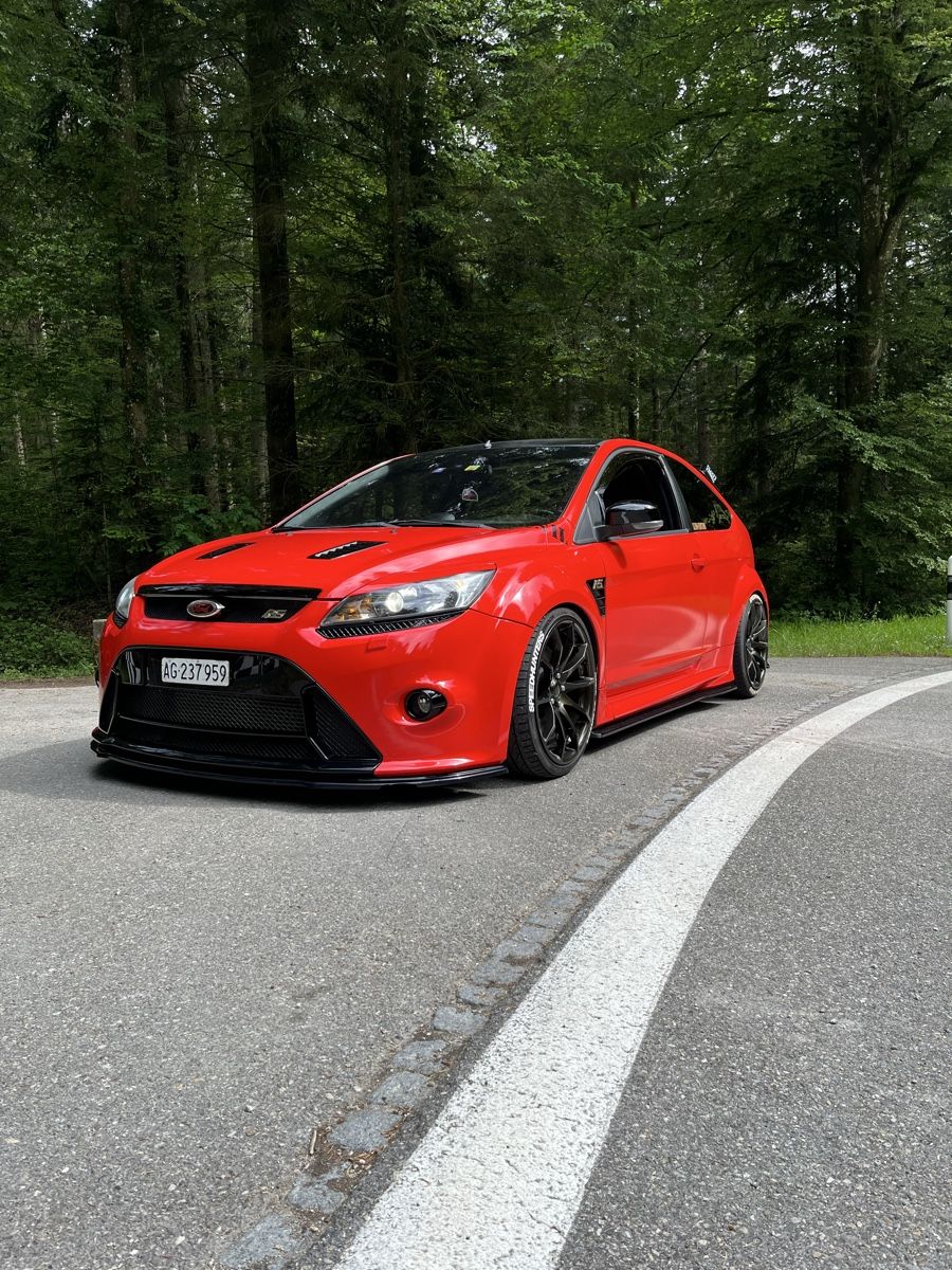 Ford Automobili: Ford Focu Rs Mk2 – Usato da Kölliken venduto da Mooro123