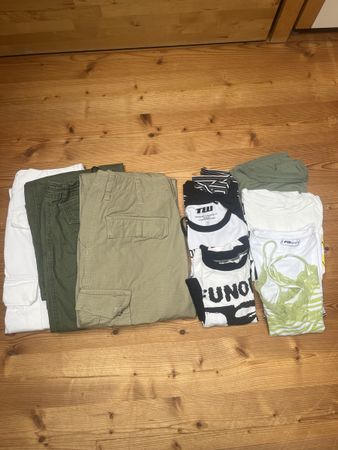 Kleiderpaket 2 - Mädchen Gr XS/S